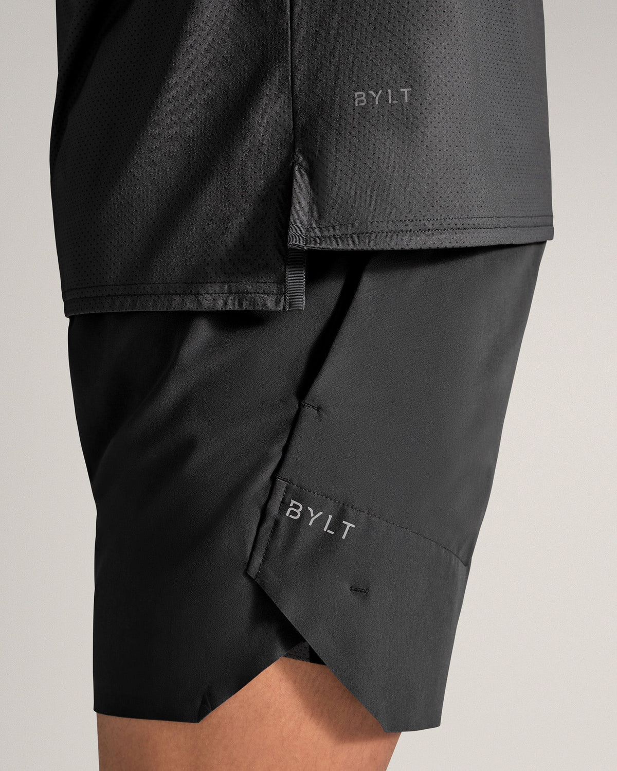 Performance+ 2.0 Split Hem Short Sleeve