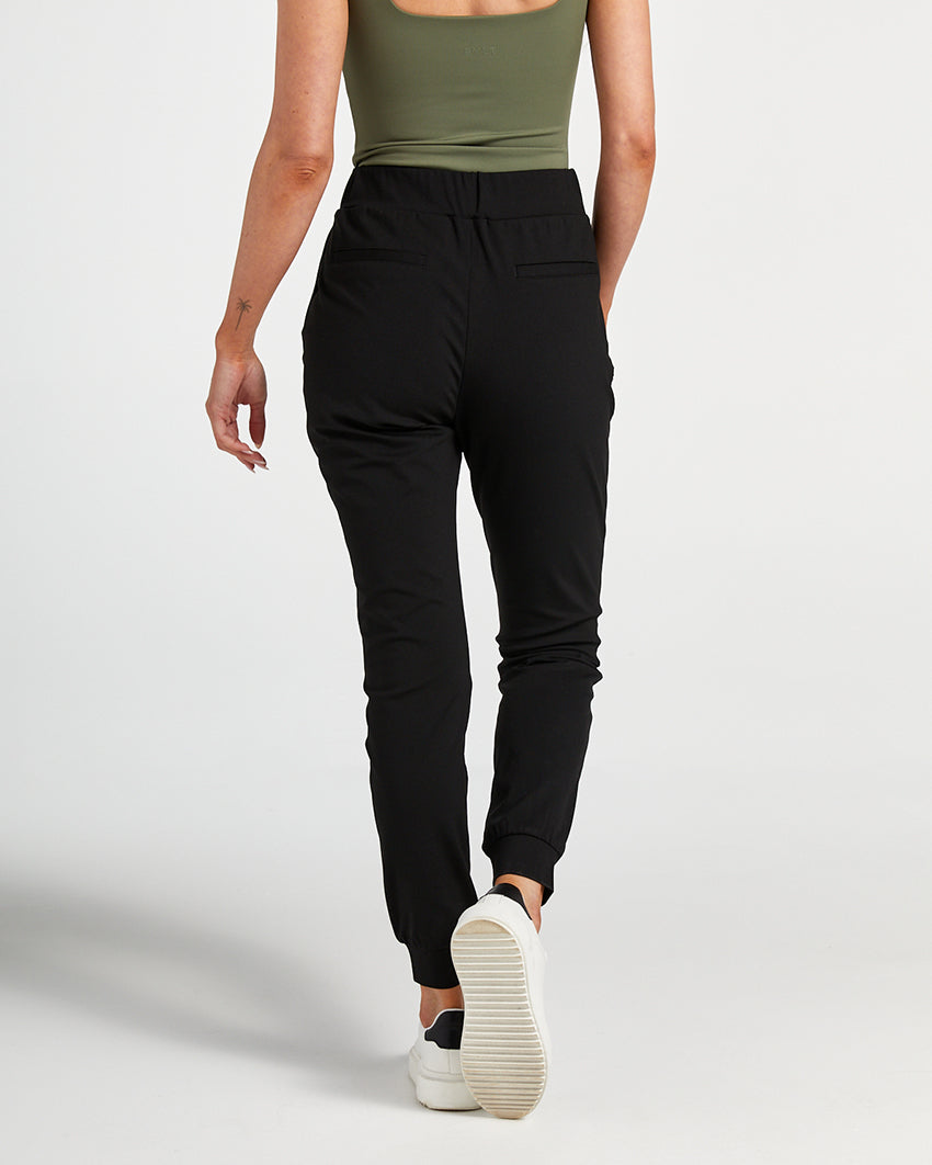 Women's Elite+ Pintuck Jogger