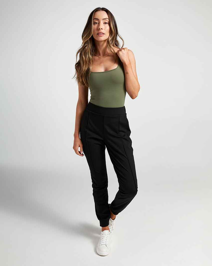 Women's Elite+ Pintuck Jogger